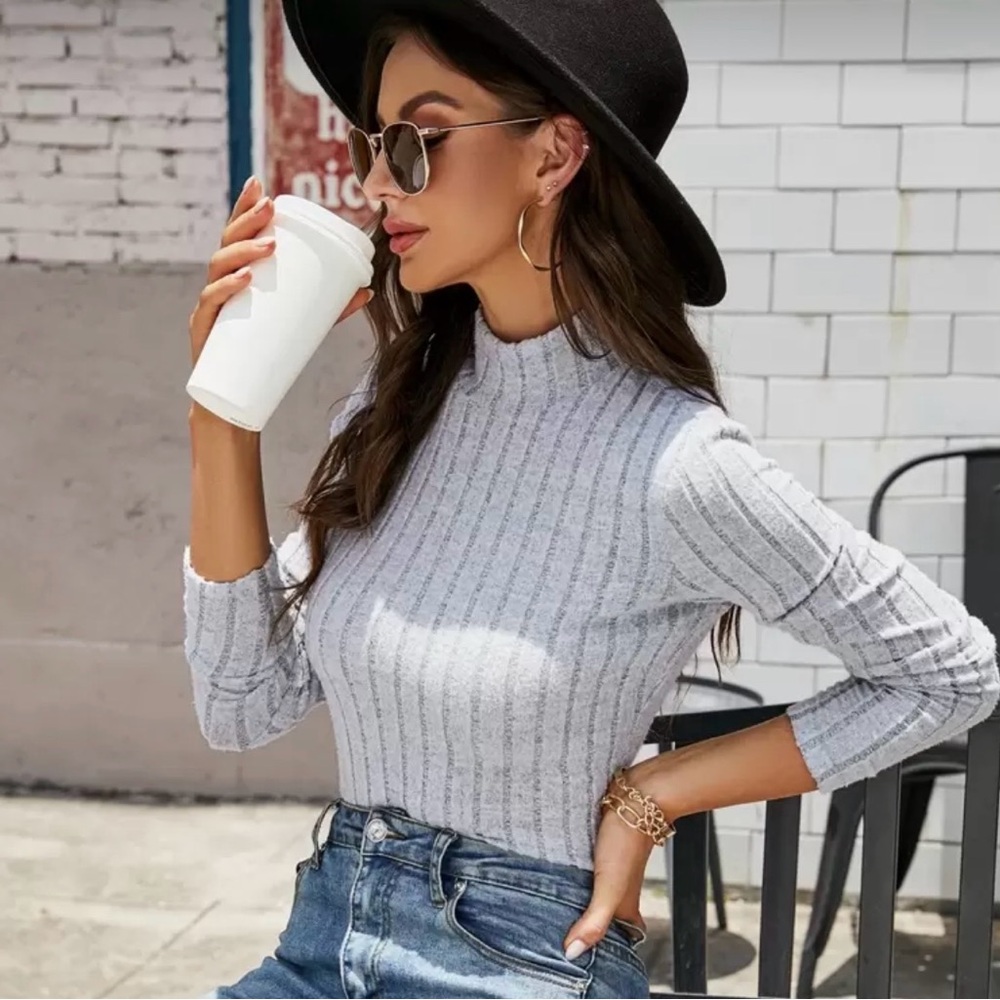Women's Gray Ribbed Mock Neck Sweater